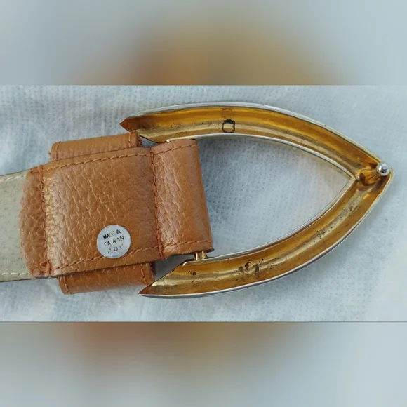 Vintage Christian Dior Women's Gold + Tan Pebbled Leather Belt Size S Small #607 - Picture 2 of 7